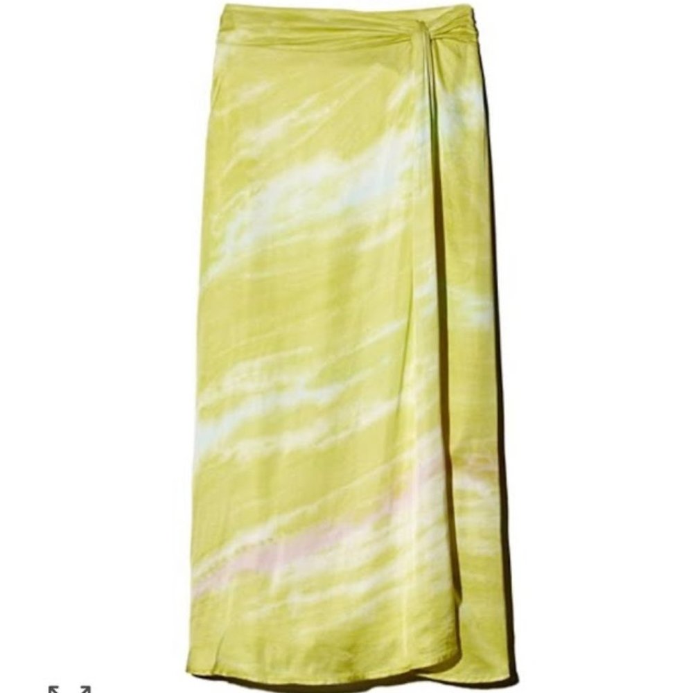 Savanna Printed Twist Mid Length Skirt